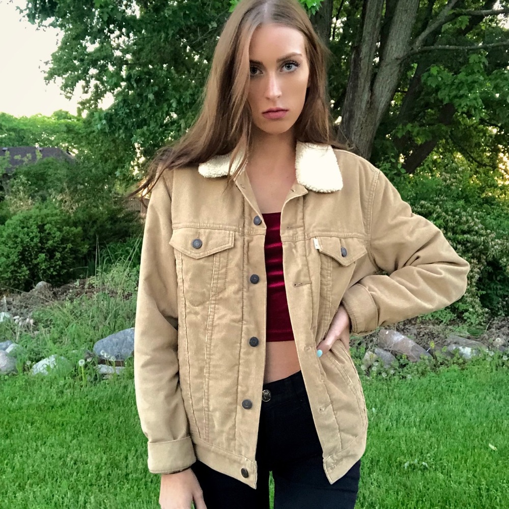 Levi’s corduroy Sherpa